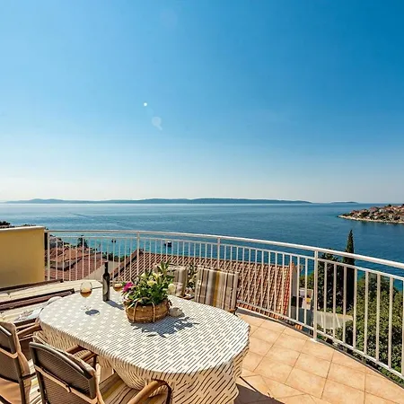Villa Six-bedroom With Sea View Nl
