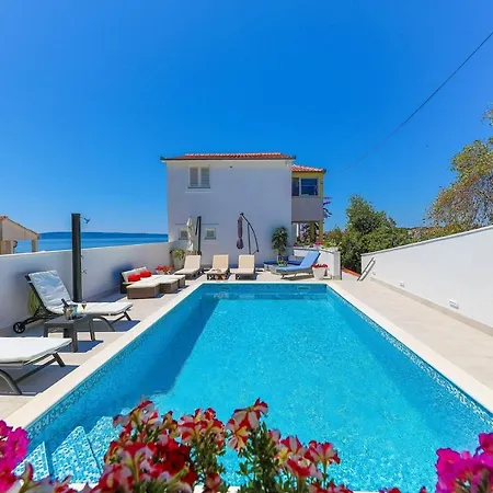 Six-bedroom With Sea View Nl * Trogir