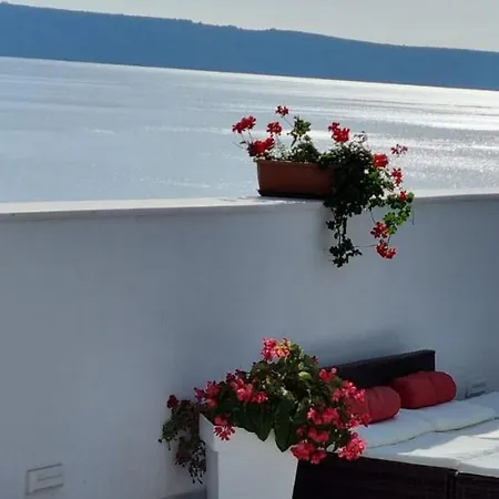 Villa Six-bedroom With Sea View Nl Trogir
