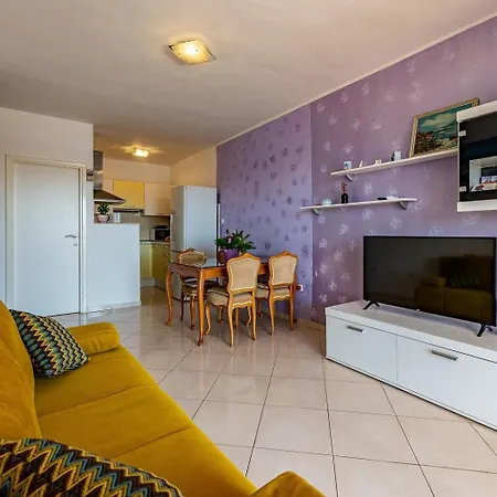 빌라 Six-bedroom With Sea View Nl